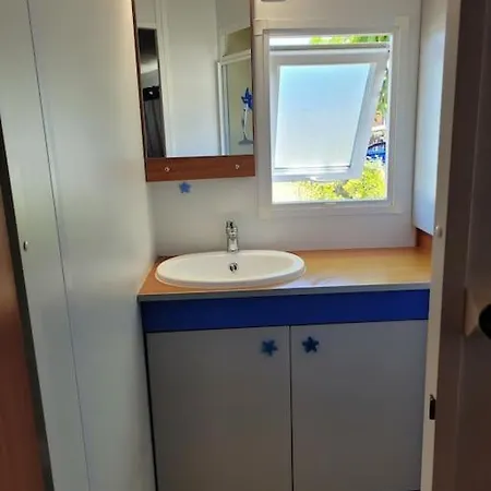 Mobile-home A Deux Pas De La Mer Port-des-Barques
